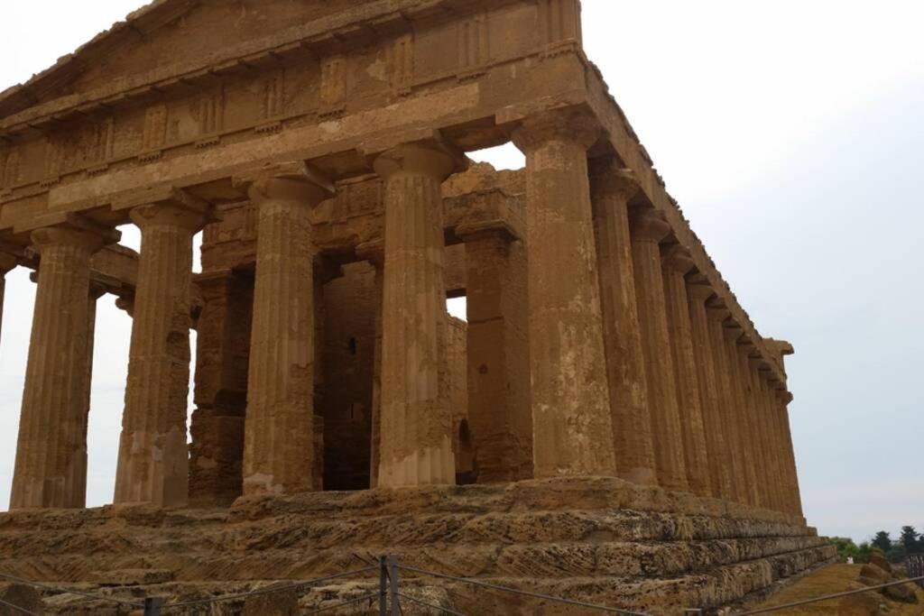 שאקה J M Villa Al Mare Con Veduta Spettacolare מראה חיצוני תמונה
